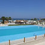 Risus Hotel 5*