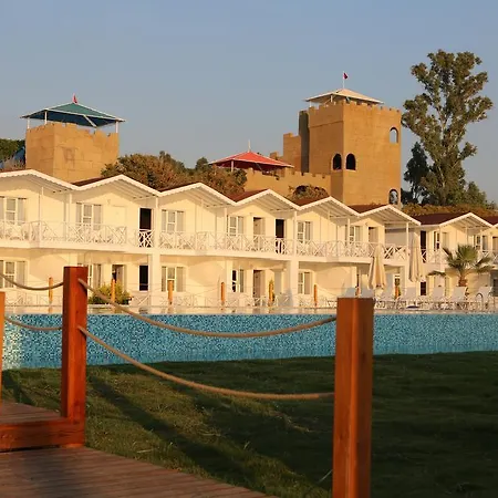 Отель Risus 3*