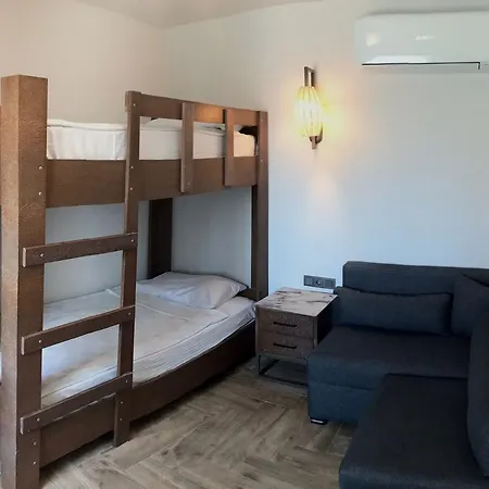 Ξενοδοχείο Risus 5*
