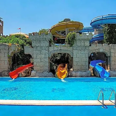 Risus Ξενοδοχείο