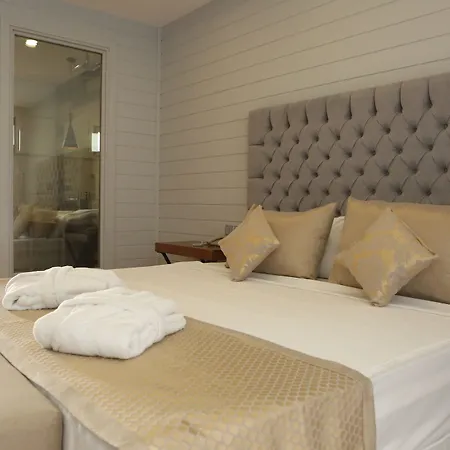 Risus 3* Kusadasi