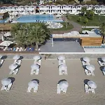 Risus Hotel