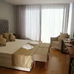 Risus Hotel 5*